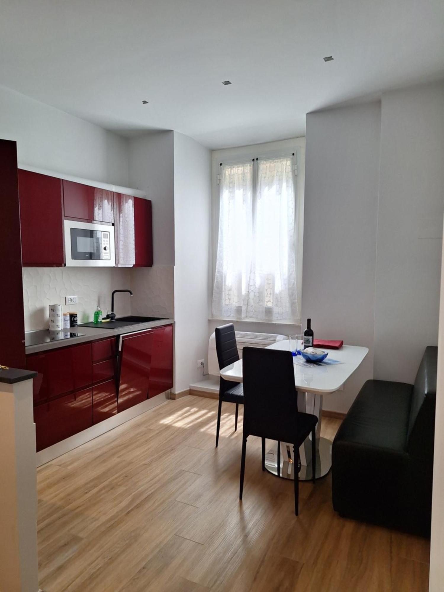 Apartmán La Perla Del Porto Antico Janov Exteriér fotografie